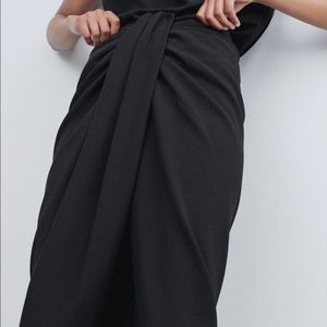 NWOT Zara Knotted Pareo Skirt